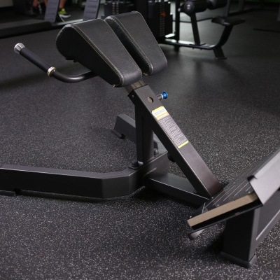 Тренажер для разгибания спины. Гиперэкстензия (Back Extension)