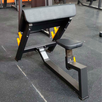Скамья для бицепса с сиденьем. Скамья Скотта (Seated Preacher Curl)
